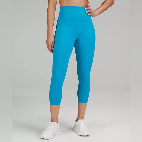 NWT Lululemon Base Pace High-Rise Running Tight - Picture 2 of 6